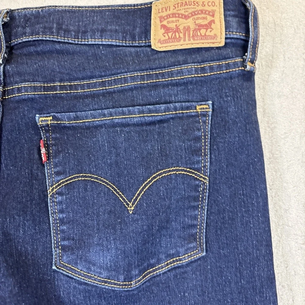 Levi Strauss 314‎ Shaping Straight Dark Denim Jeans Women 33X31